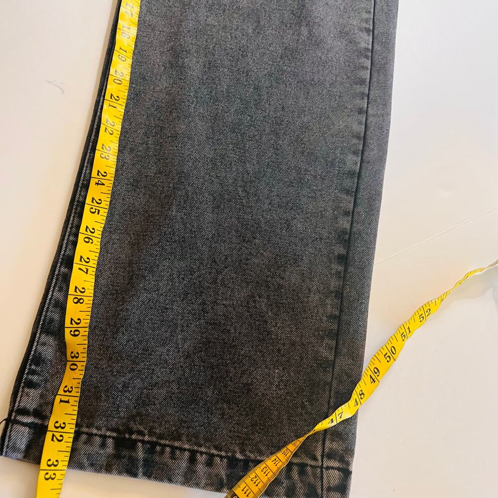 Fashion Nova Got A Secret V Front Straight Leg High Rise Jeans Size 18 NWT Gray - Picture 10 of 12